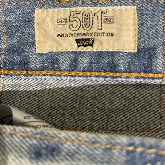 LEVIS 501 ORIGINAL FIT SELVEDGE MEN'S JEANS - Picture 5 of 10